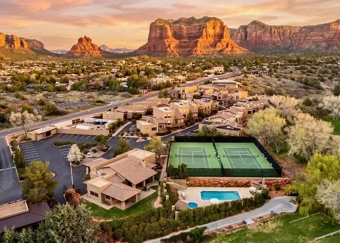 Stylish Townhome On Golf Course Red Rock View Holiday home