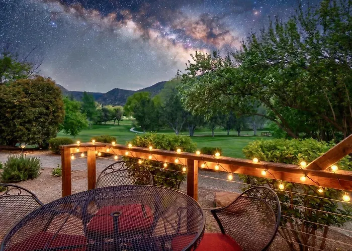 Stylish Townhome On Golf Course Red Rock View Holiday home